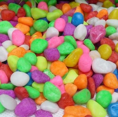 Leech Rainbow Gravel for Leech Aquarium